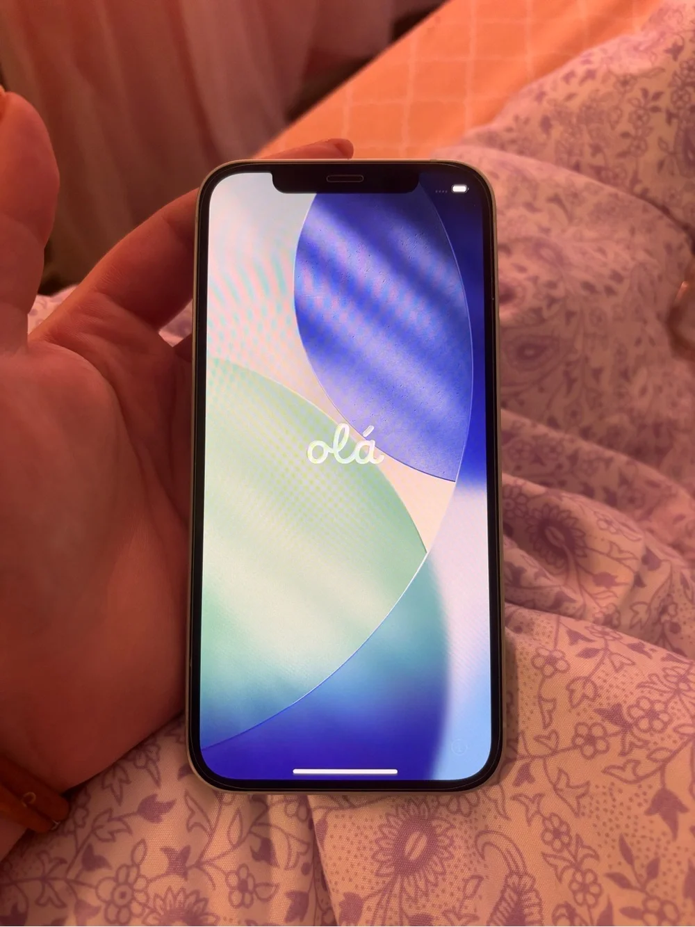 Apple sleek iphone