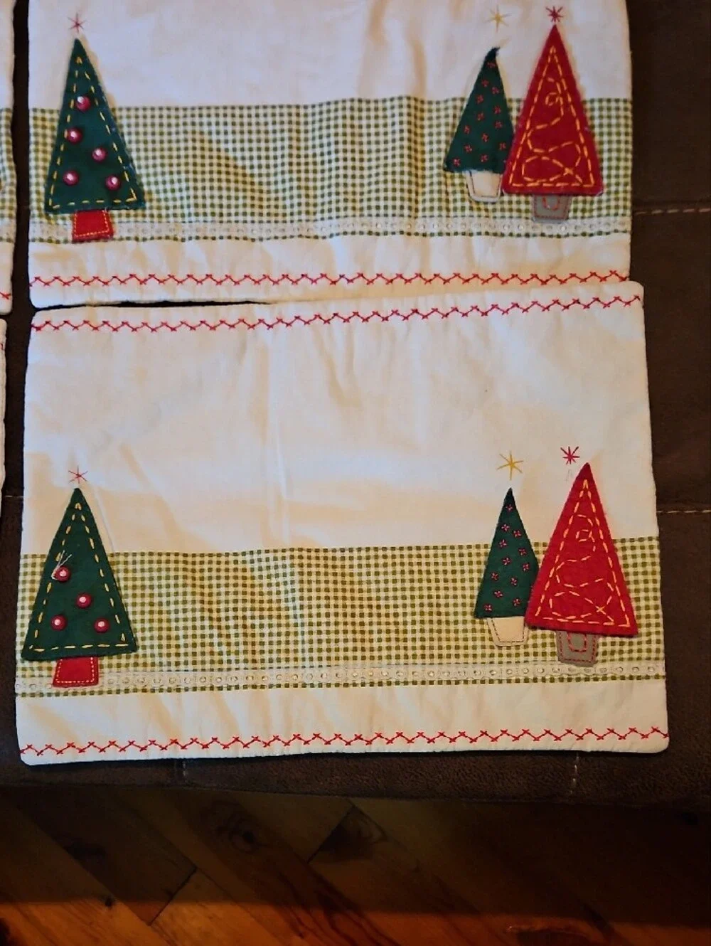 N/A set festive