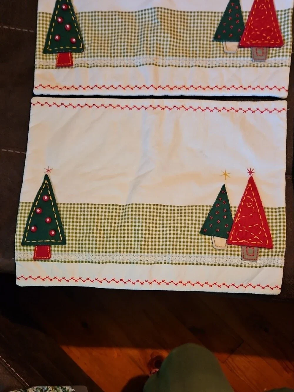 N/A set festive