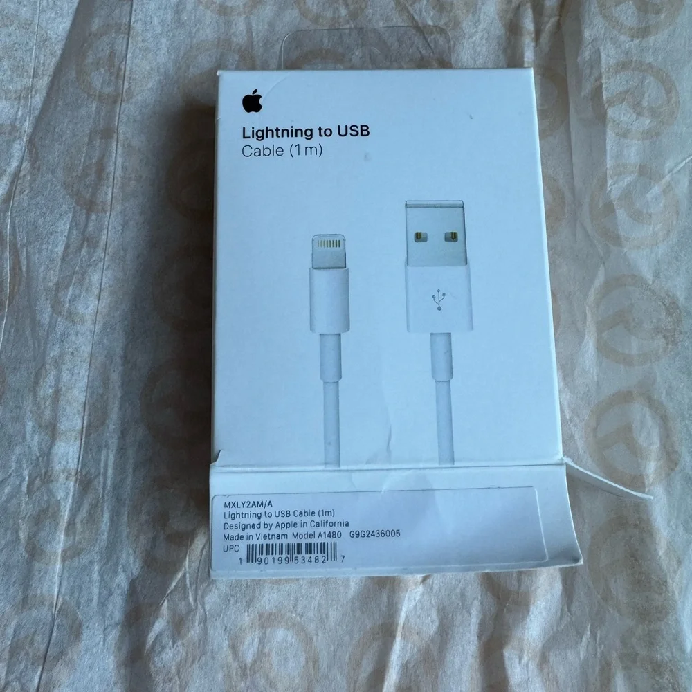 Apple lightning usb