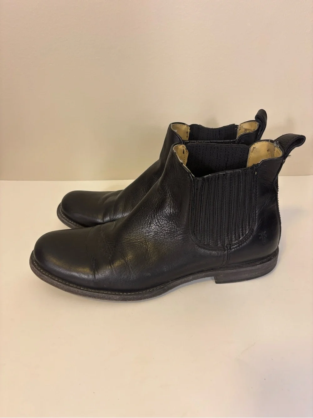 Frye sleek black