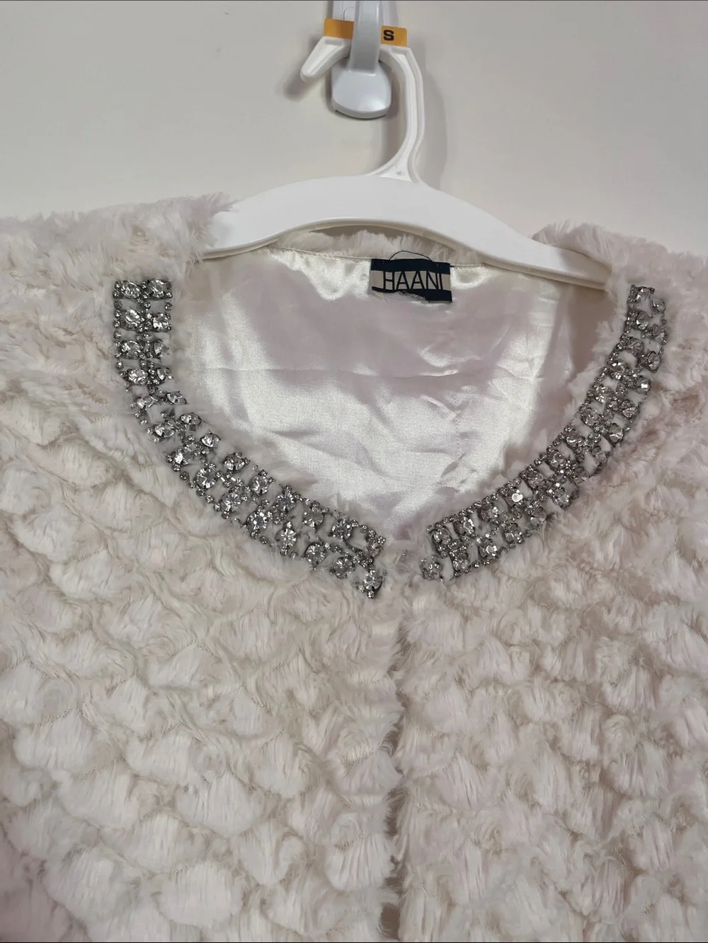 Haani elegant cropped