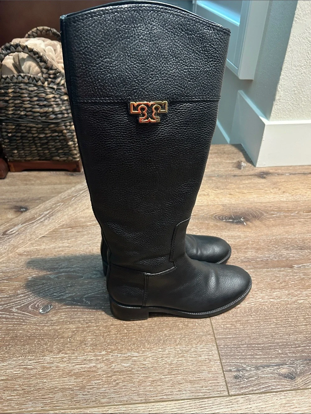 Tory Burch classic black