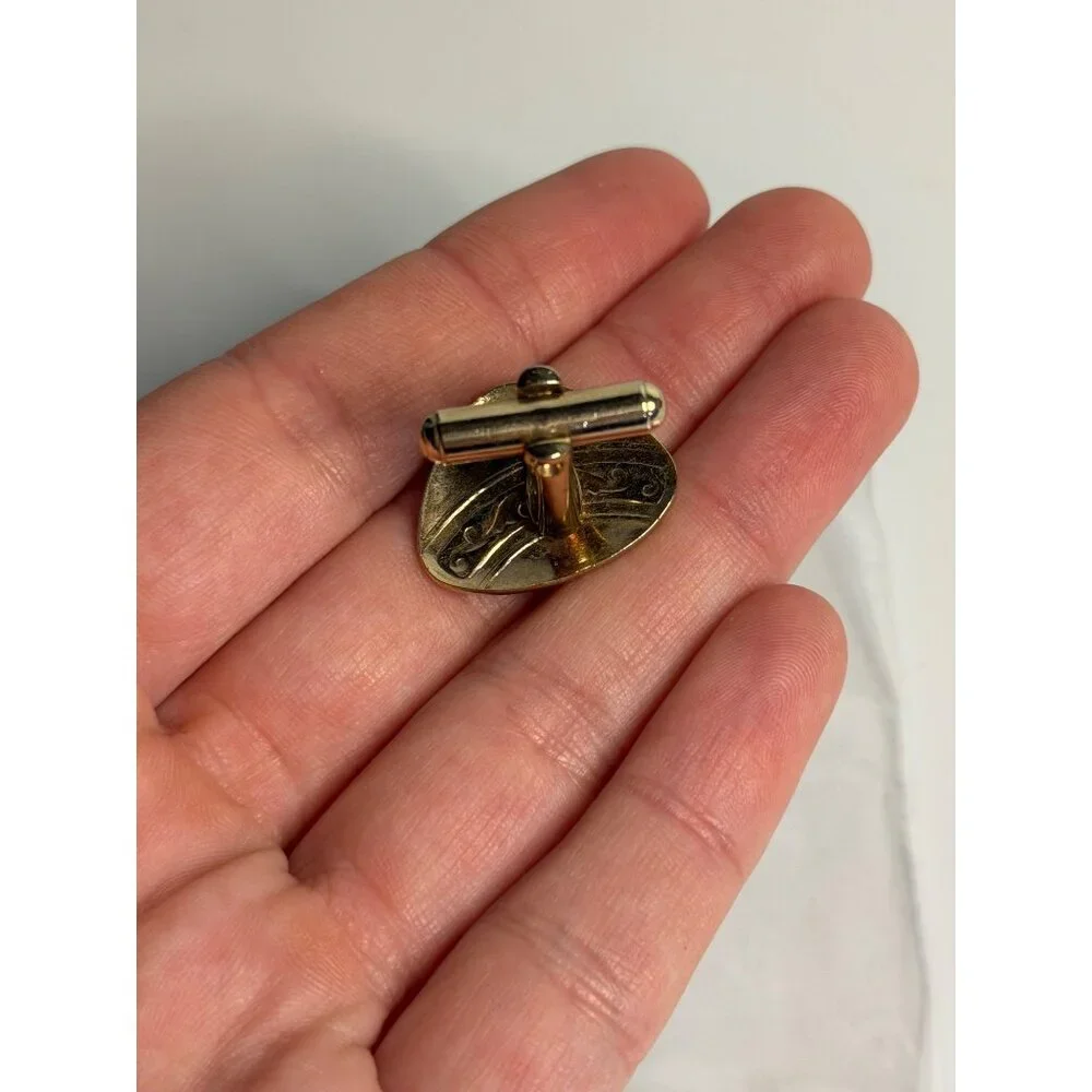 Unknown antique gold
