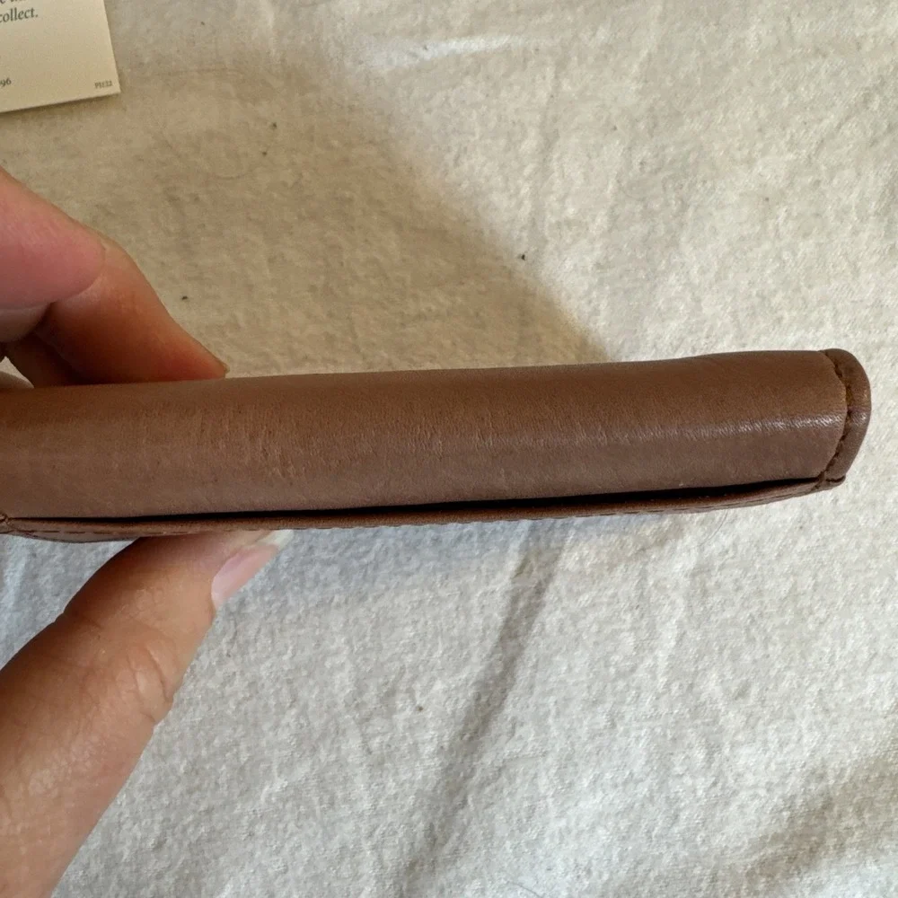 Levenger crafted new box