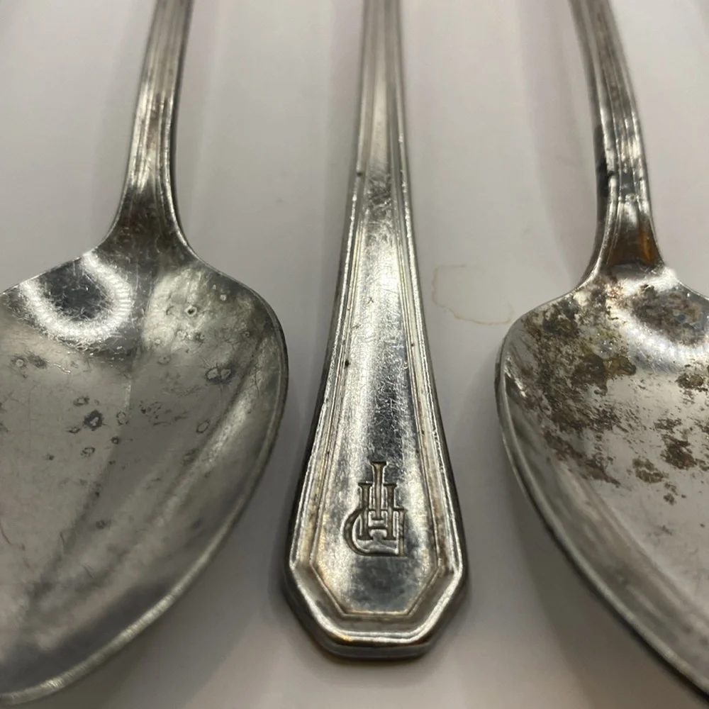 International Silver Company design unsure set
