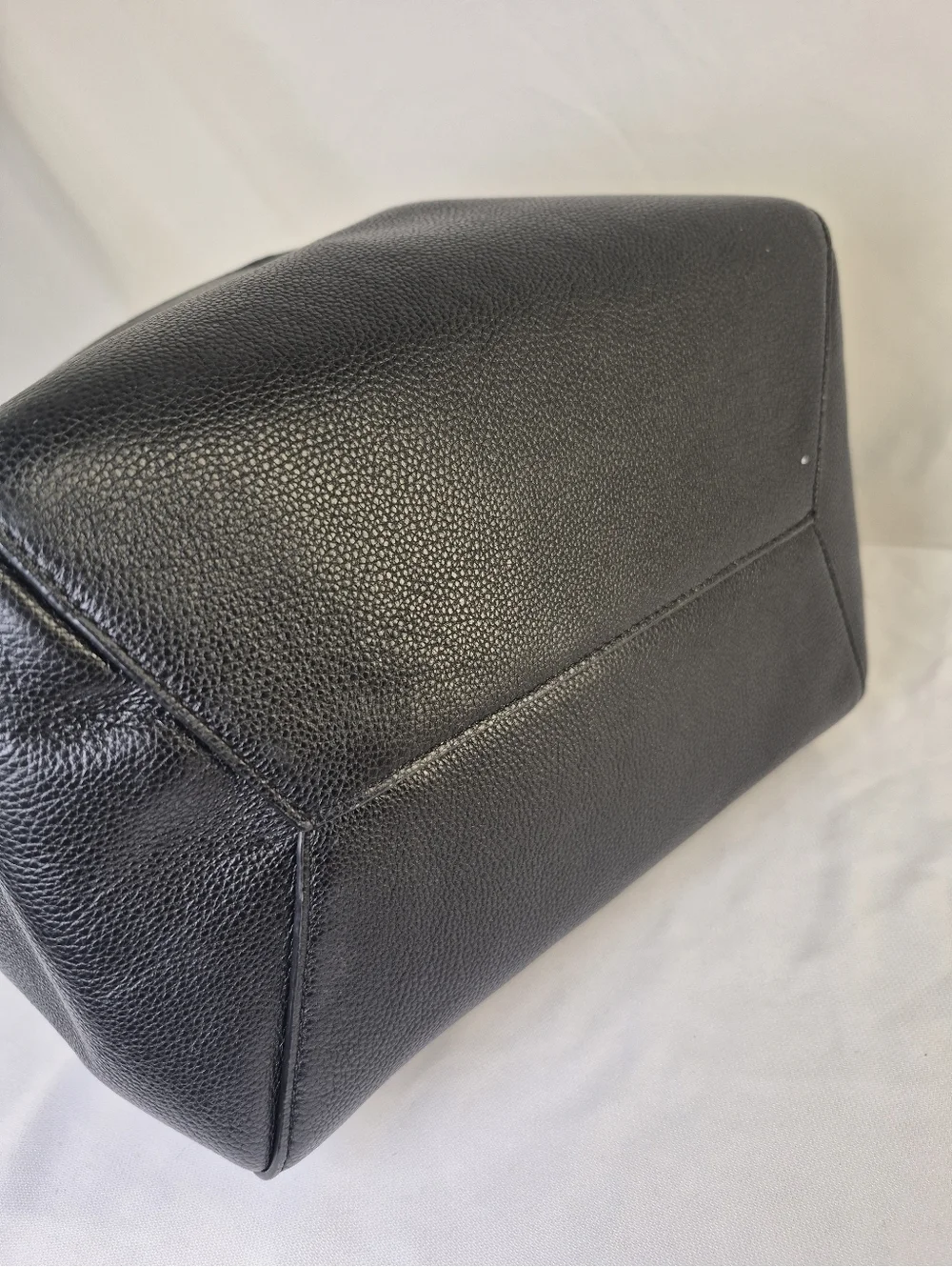 Pinko large bucket