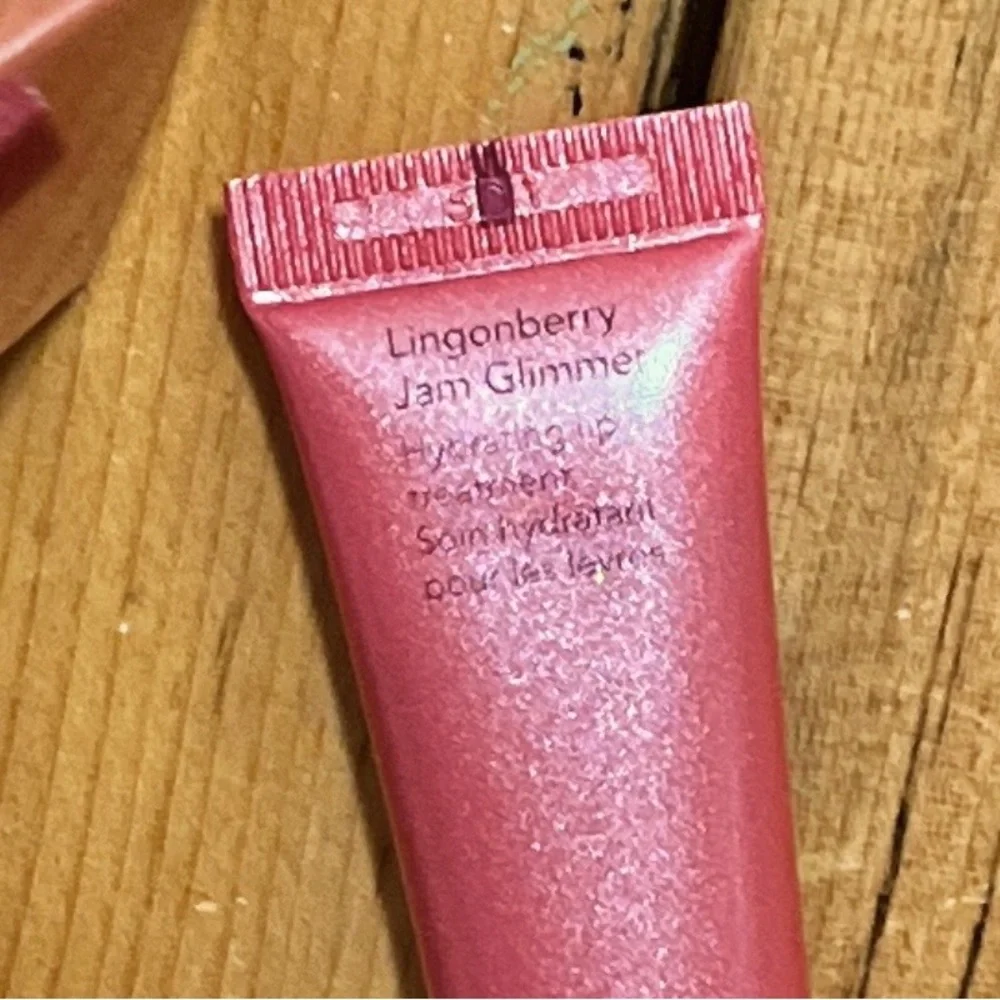 Ole Henriksen ole henriksen