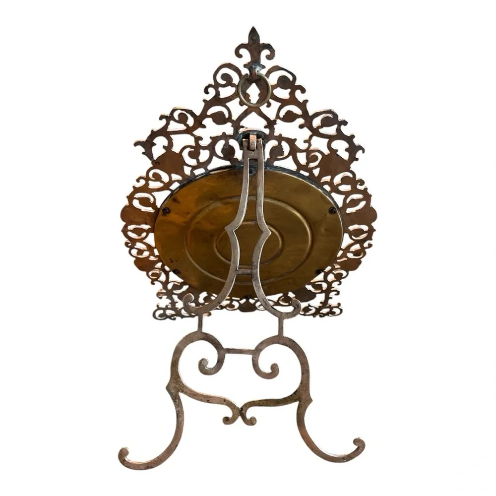 Antique elegant wall