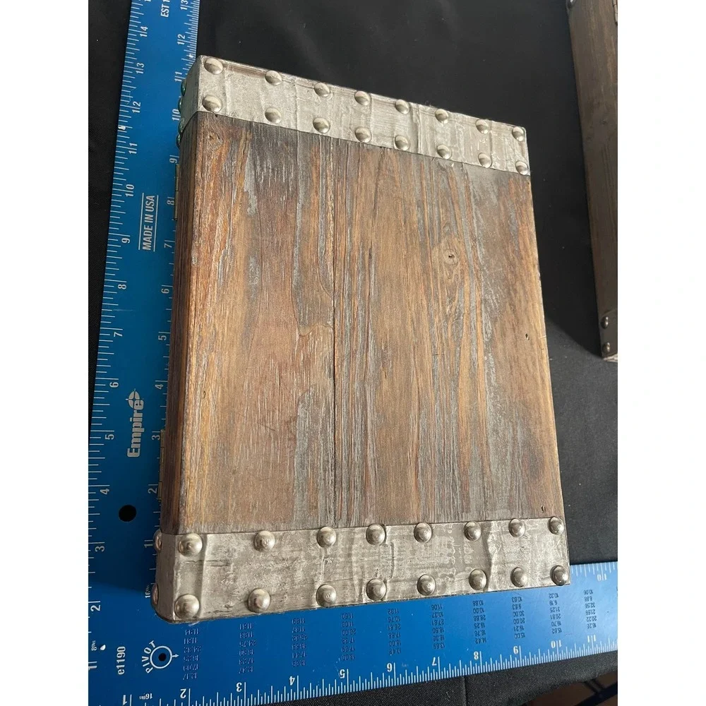 N/A rustic wooden