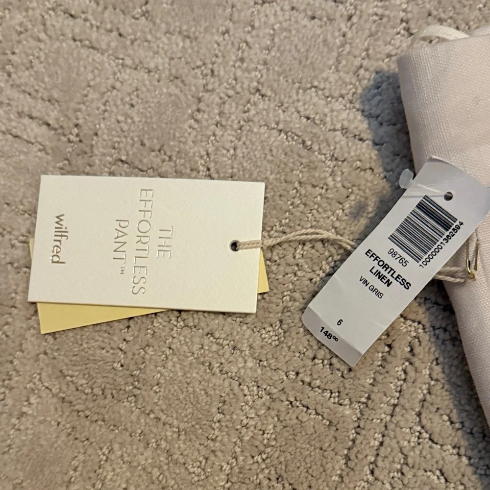 Aritzia elegant trousers