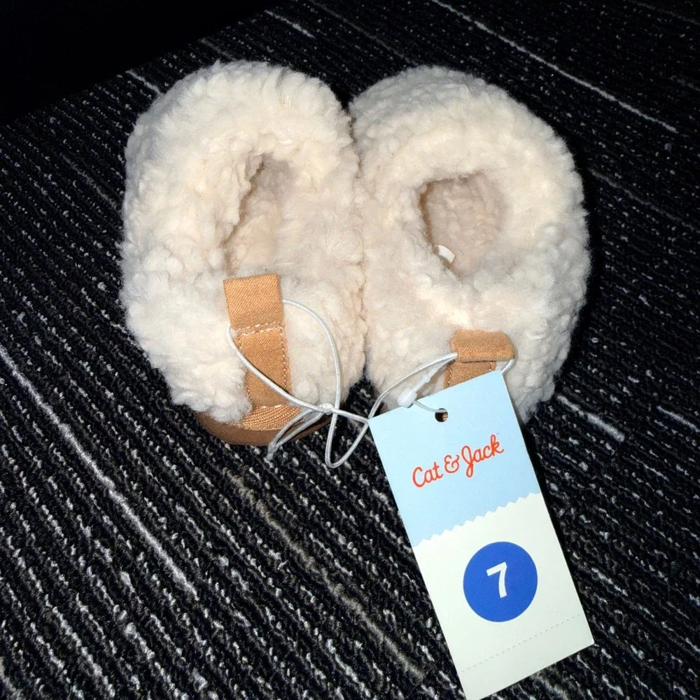 Cat & Jack comfort 7361 shoes