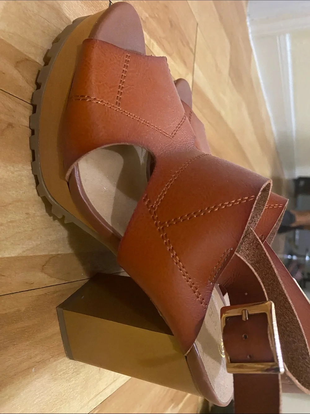 Versona Tan Brown Leather Slingback Sandals