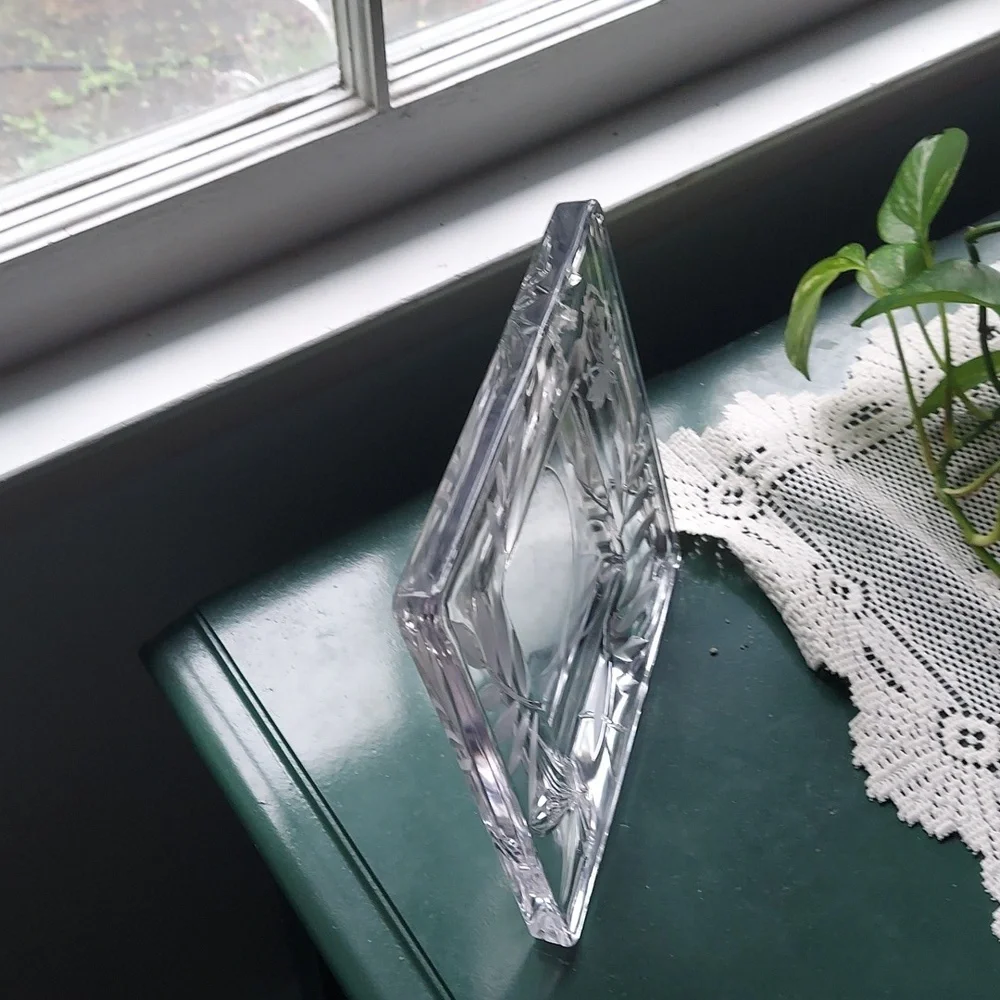 MIKASA ISLAND BREEZE CRYSTAL PICTURE FRAME ETCHED & FROSTED 4x4 SQUARE