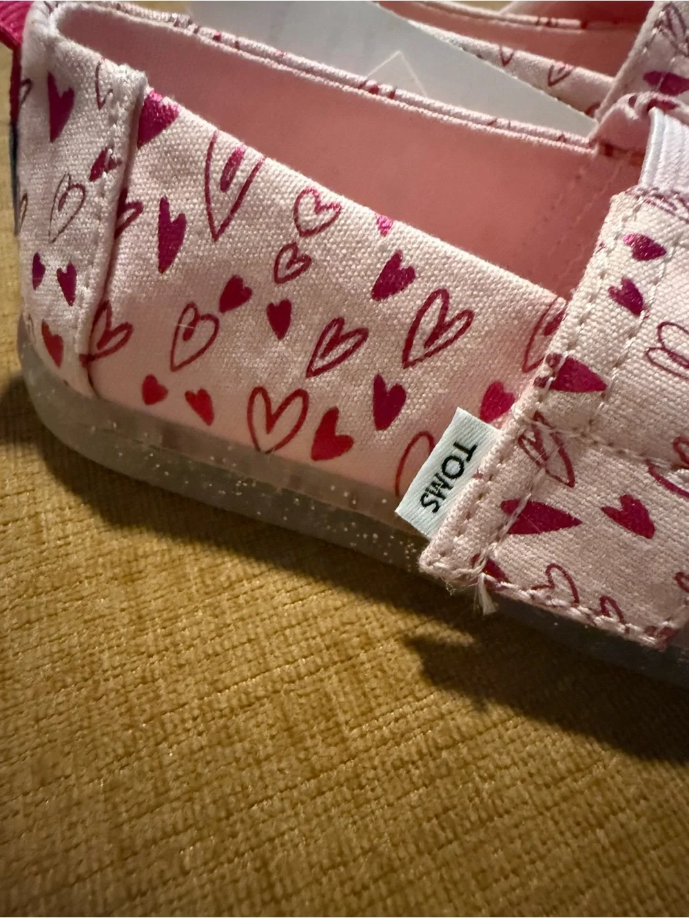 Toms light pink