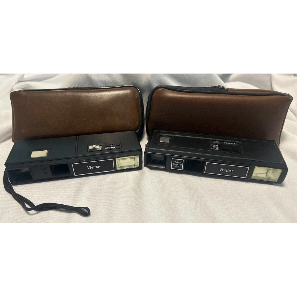 Vivitar 600 and 700 Vintage 110 Film Pocket Cameras with Brown Cases Lot of‎ 2