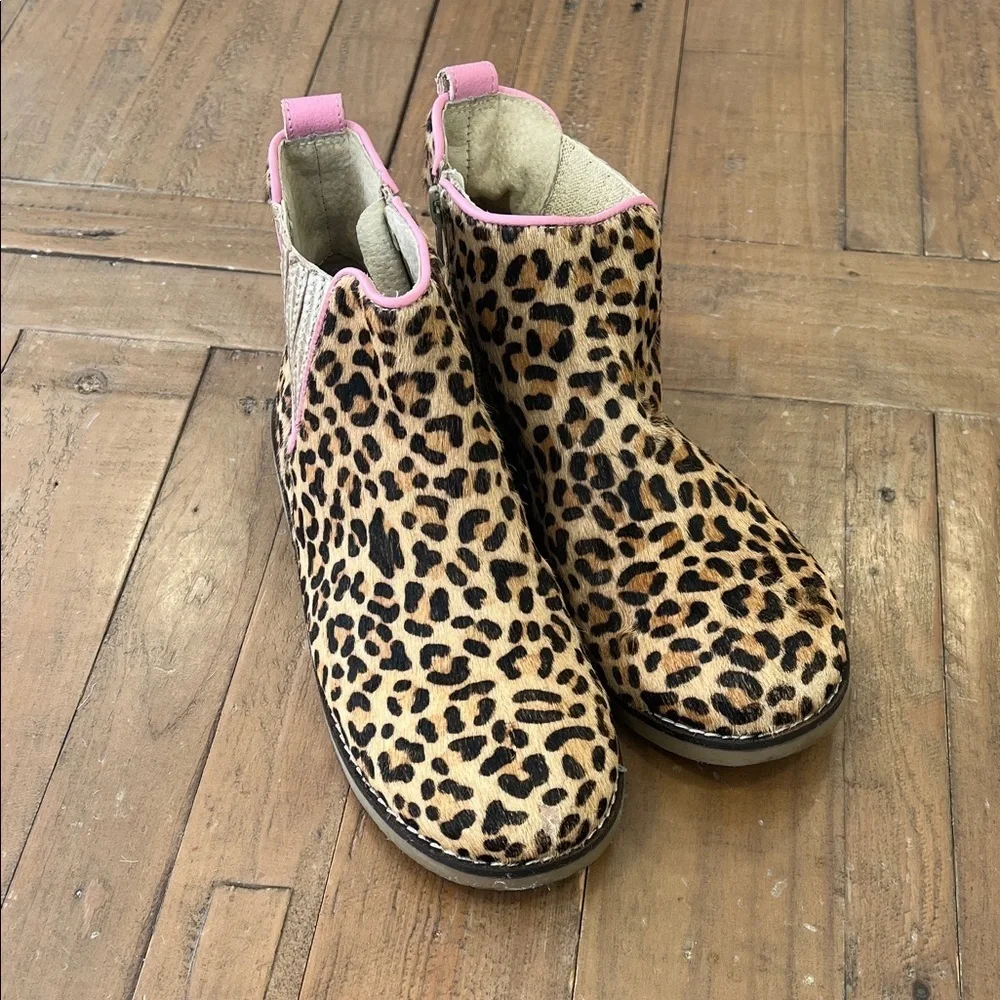Mini Boden calf hair leather leopard side zip ankle boots eu 35 US 3