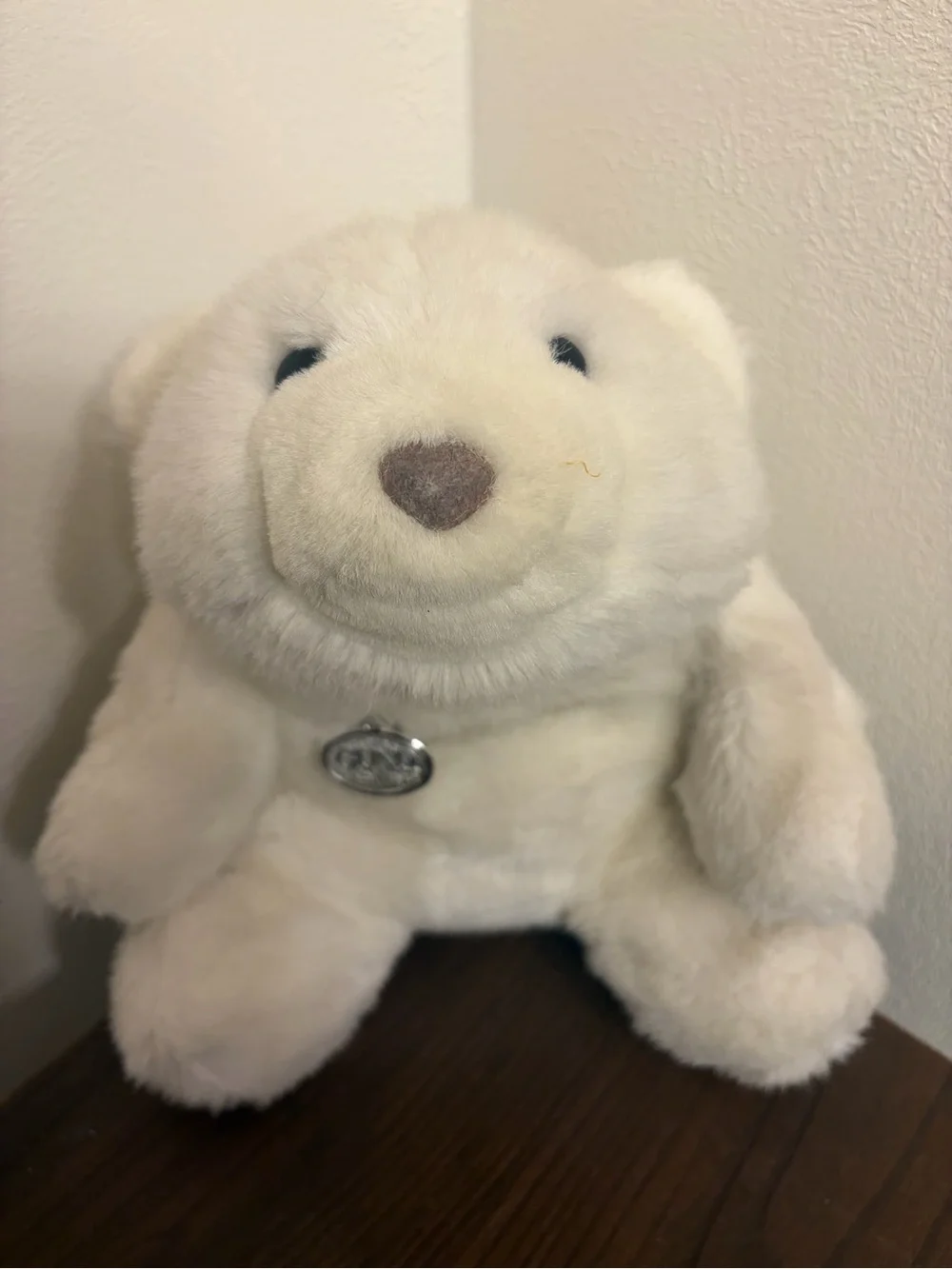 Classic GUND PLATINUM Edition White POLAR BEAR SNUFFLES 12