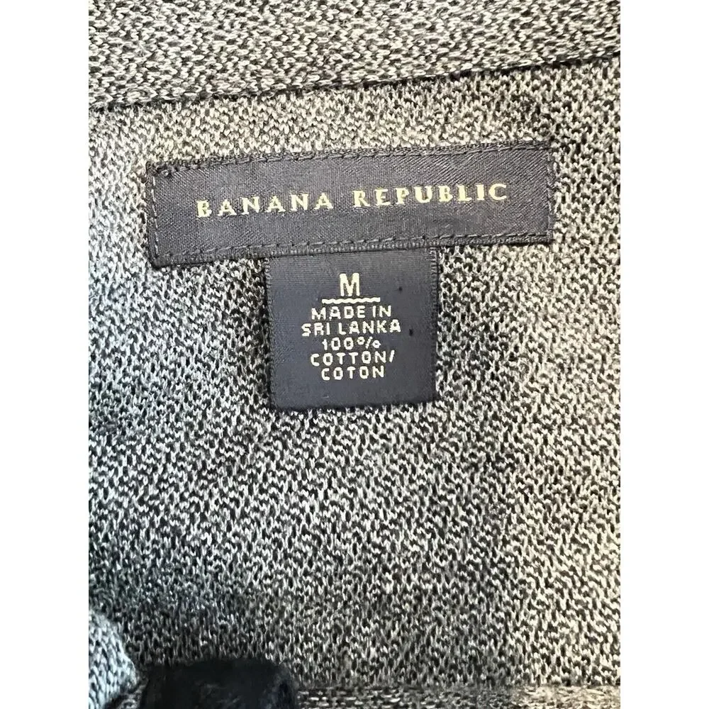 Banana Republic excellent see
