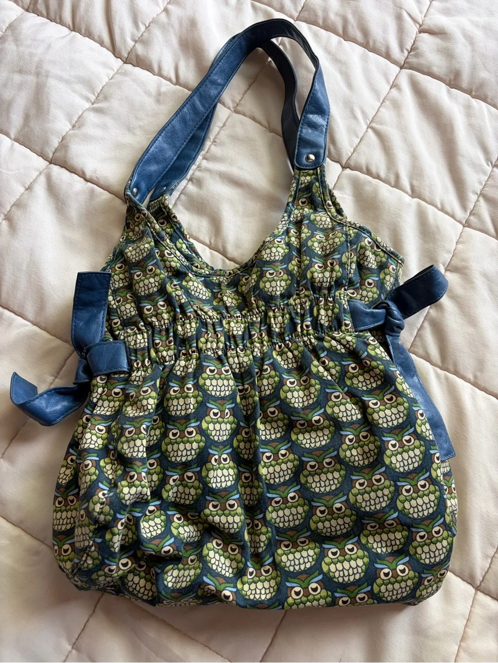Owl-Print Blue & Green hobo bag