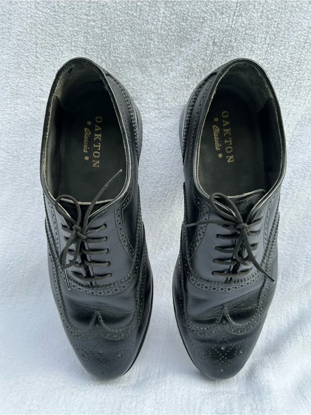 Oakton classics black