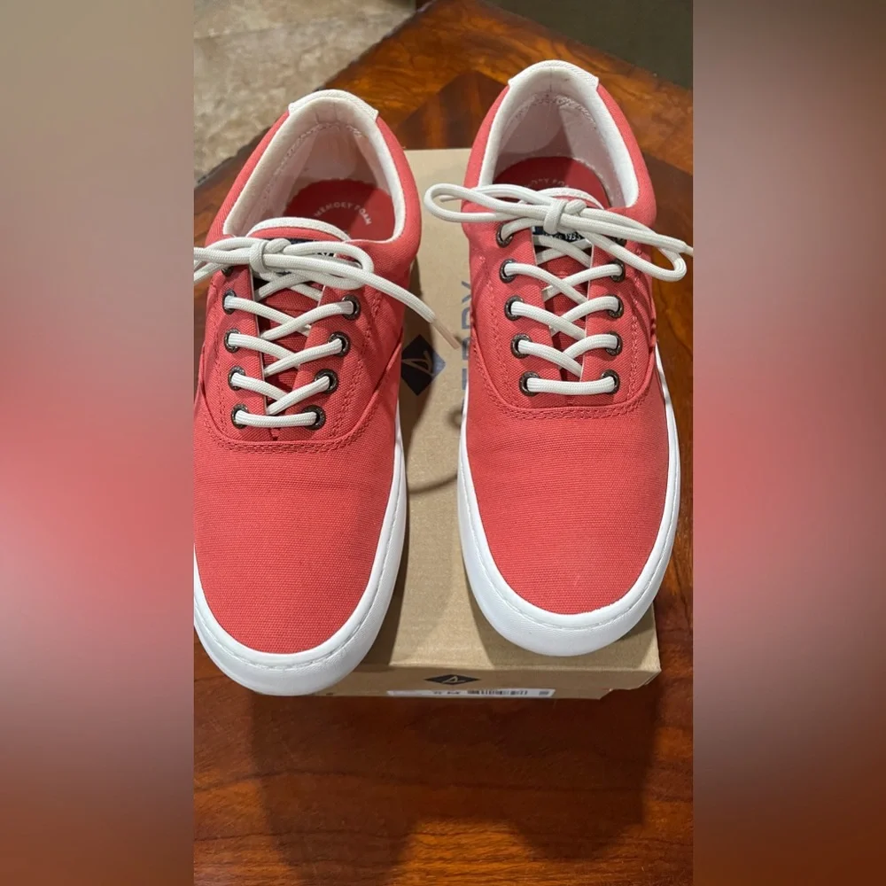 Sperry questions leave