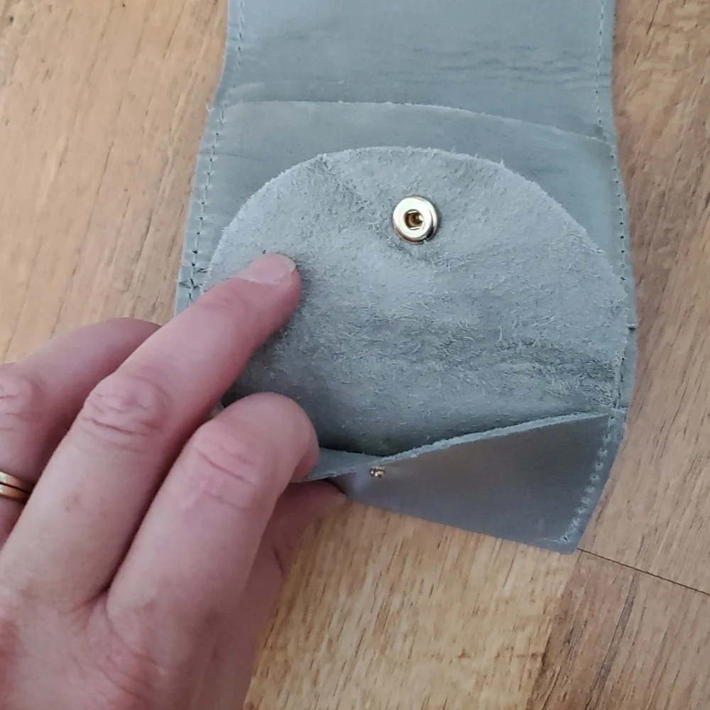 R. Riveter gray wallet