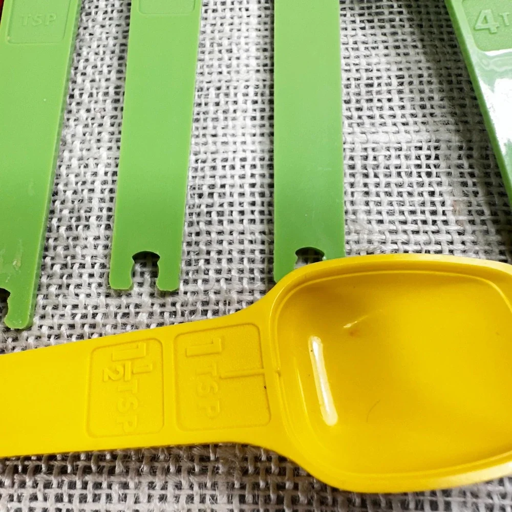 Tupperware dual from