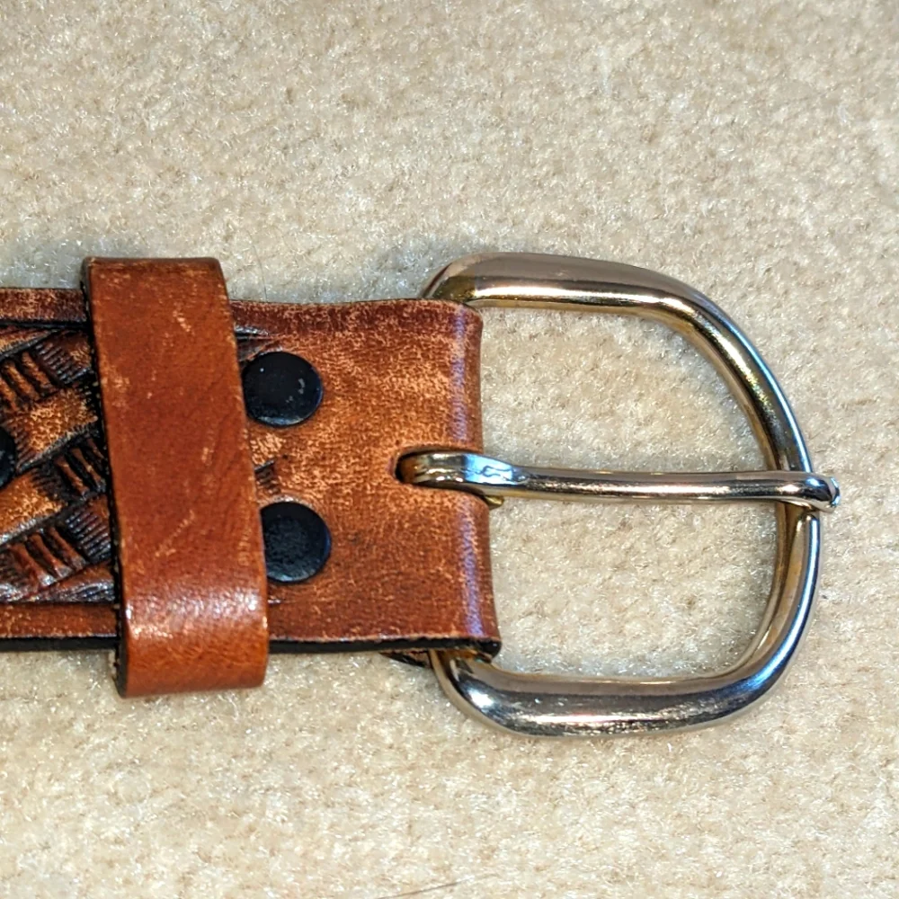 unbranded brown leather