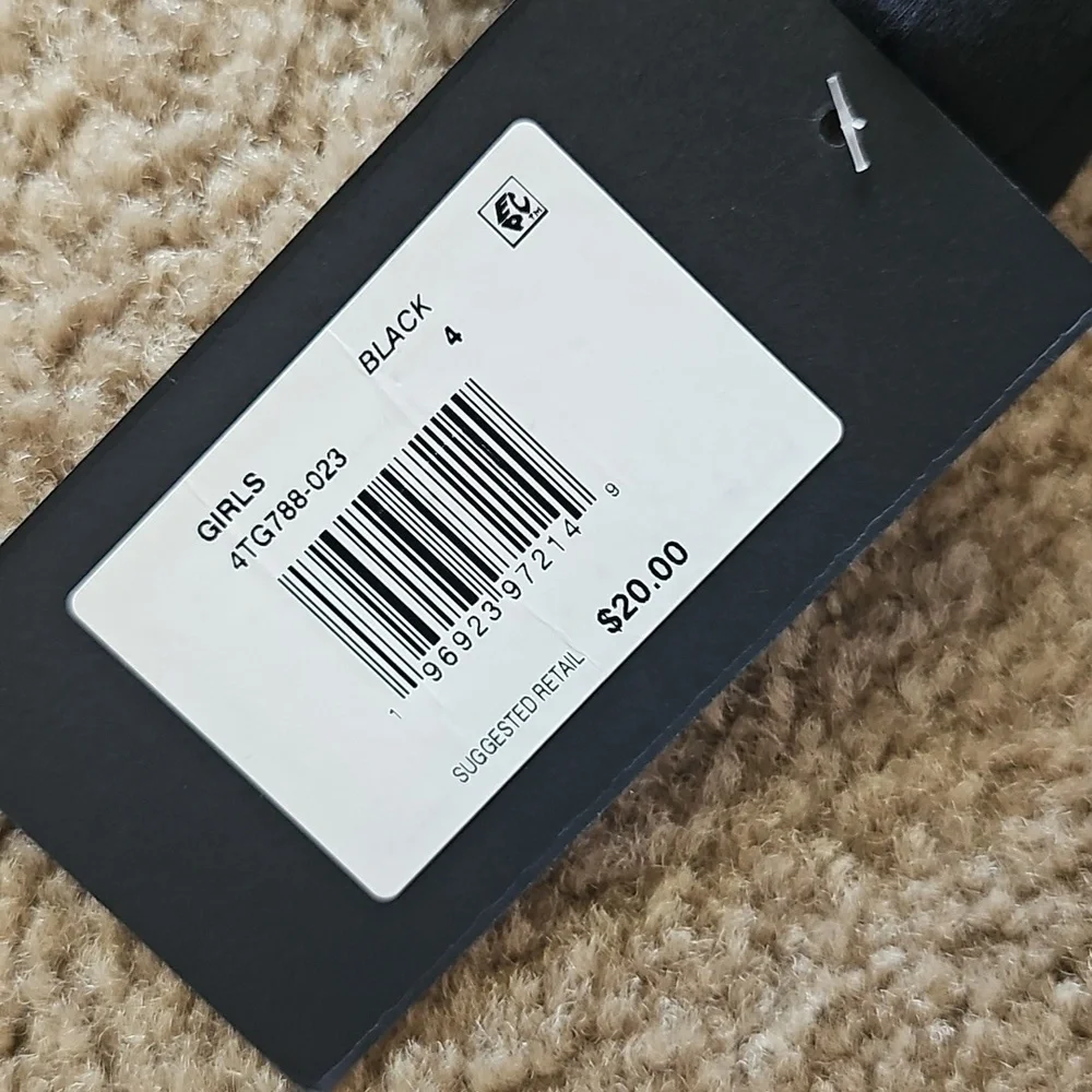 Converse brand new