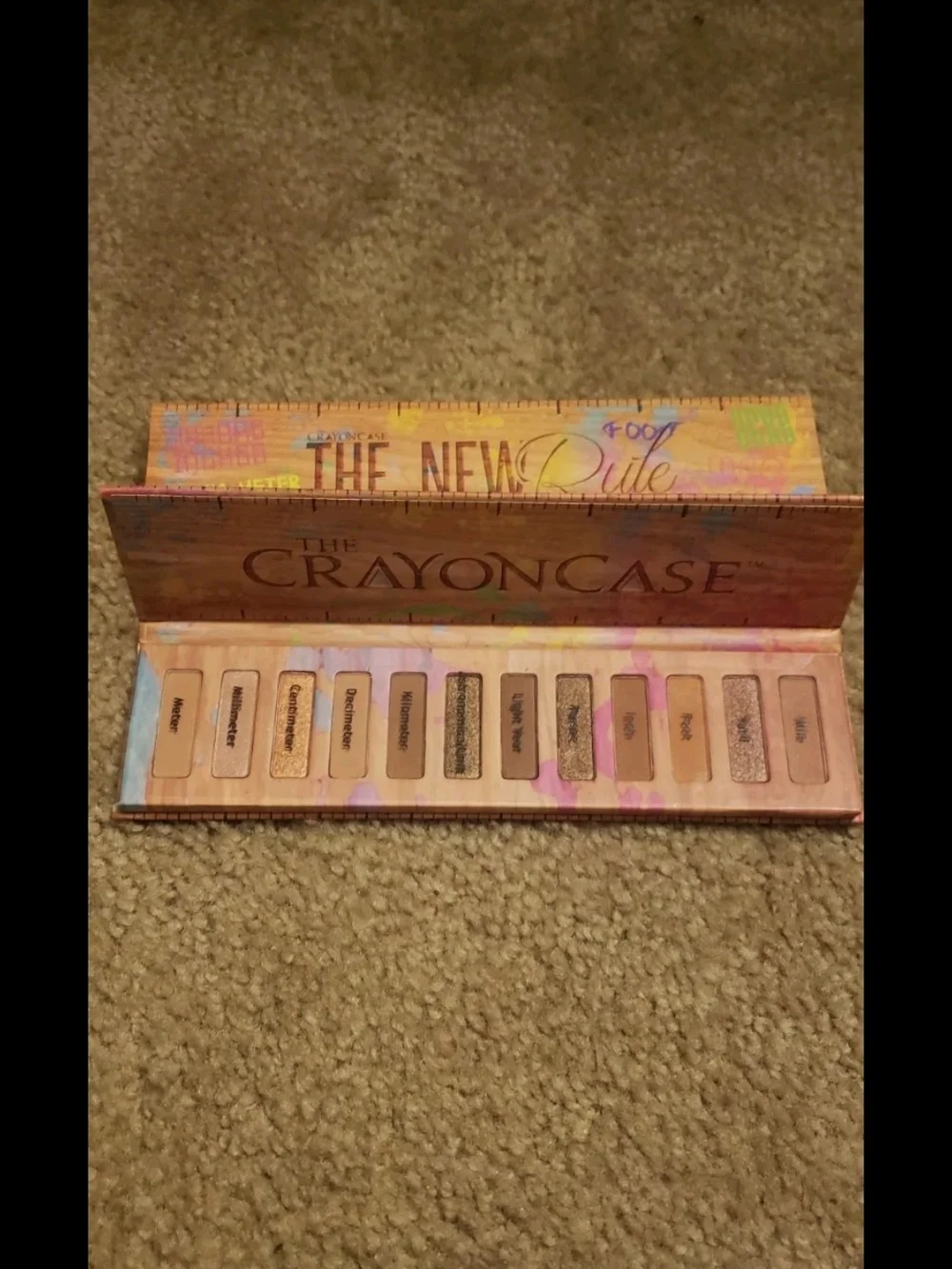 The New Rule 12 Nudes Eyeshadow Palette - Multicolor
