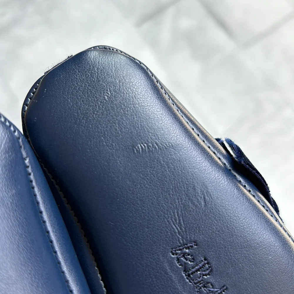 Le Bebe Enfant beautiful leather