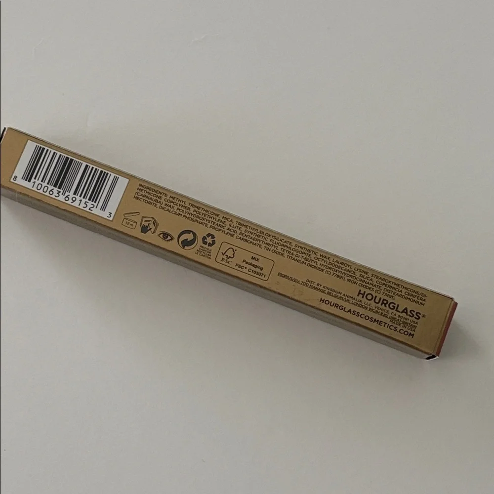Hourglass Voyeur Eyeshadow Stick in Phoenix