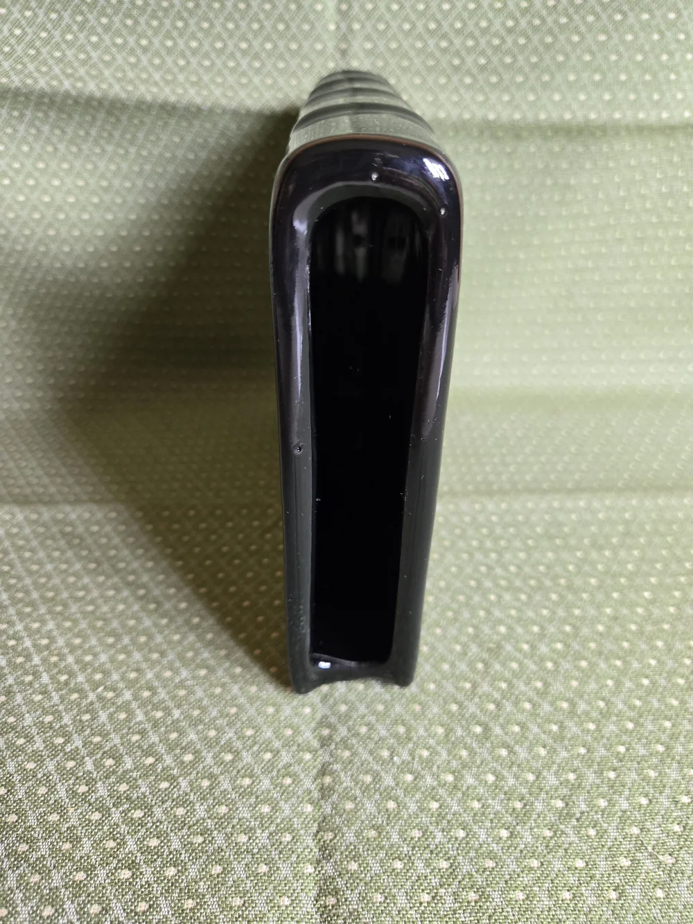 N/A sleek glossy