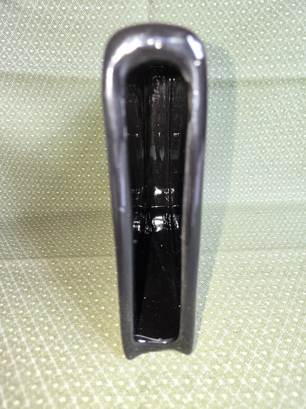 N/A sleek glossy
