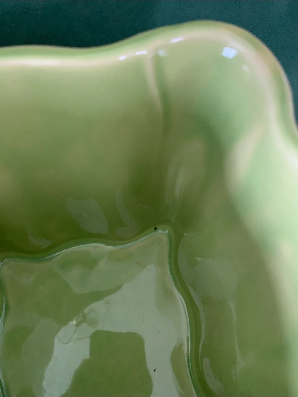 USA Pottery vtg footed