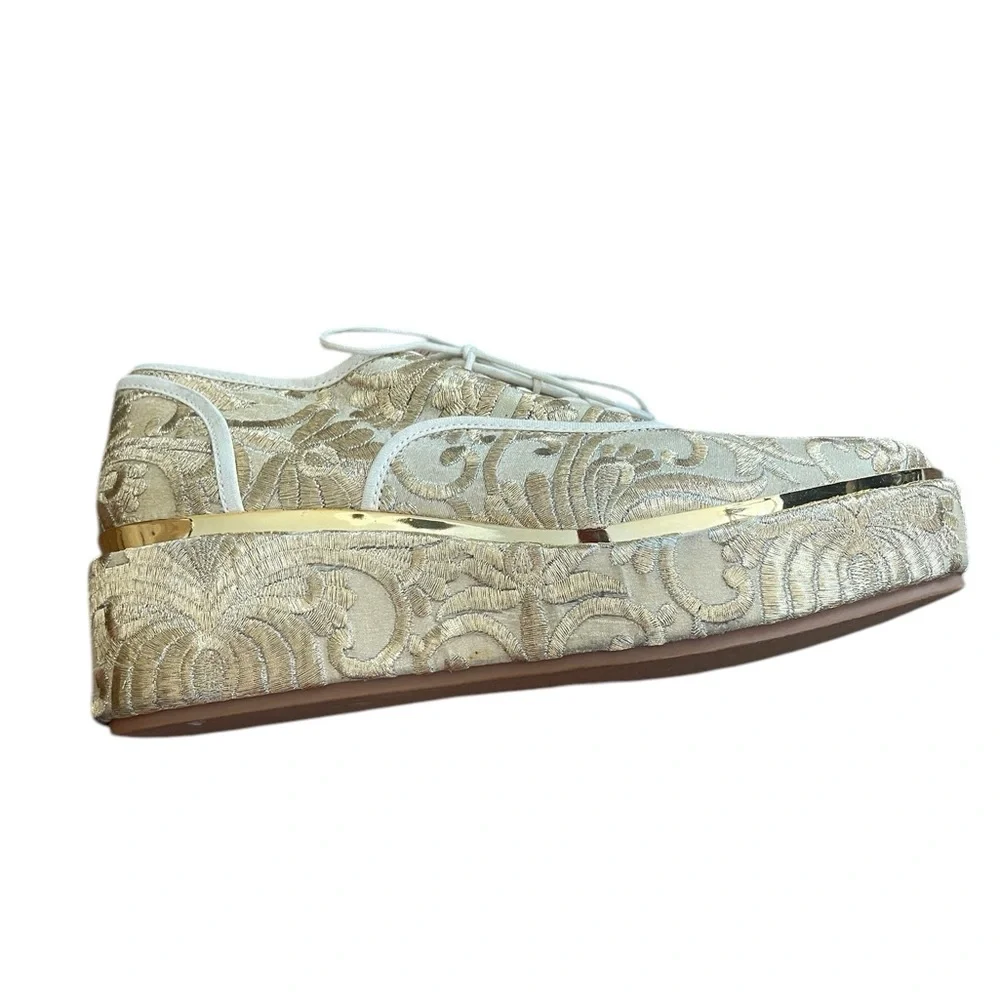 Tory Burch Arden Platform Oxford Embroidered Shoes