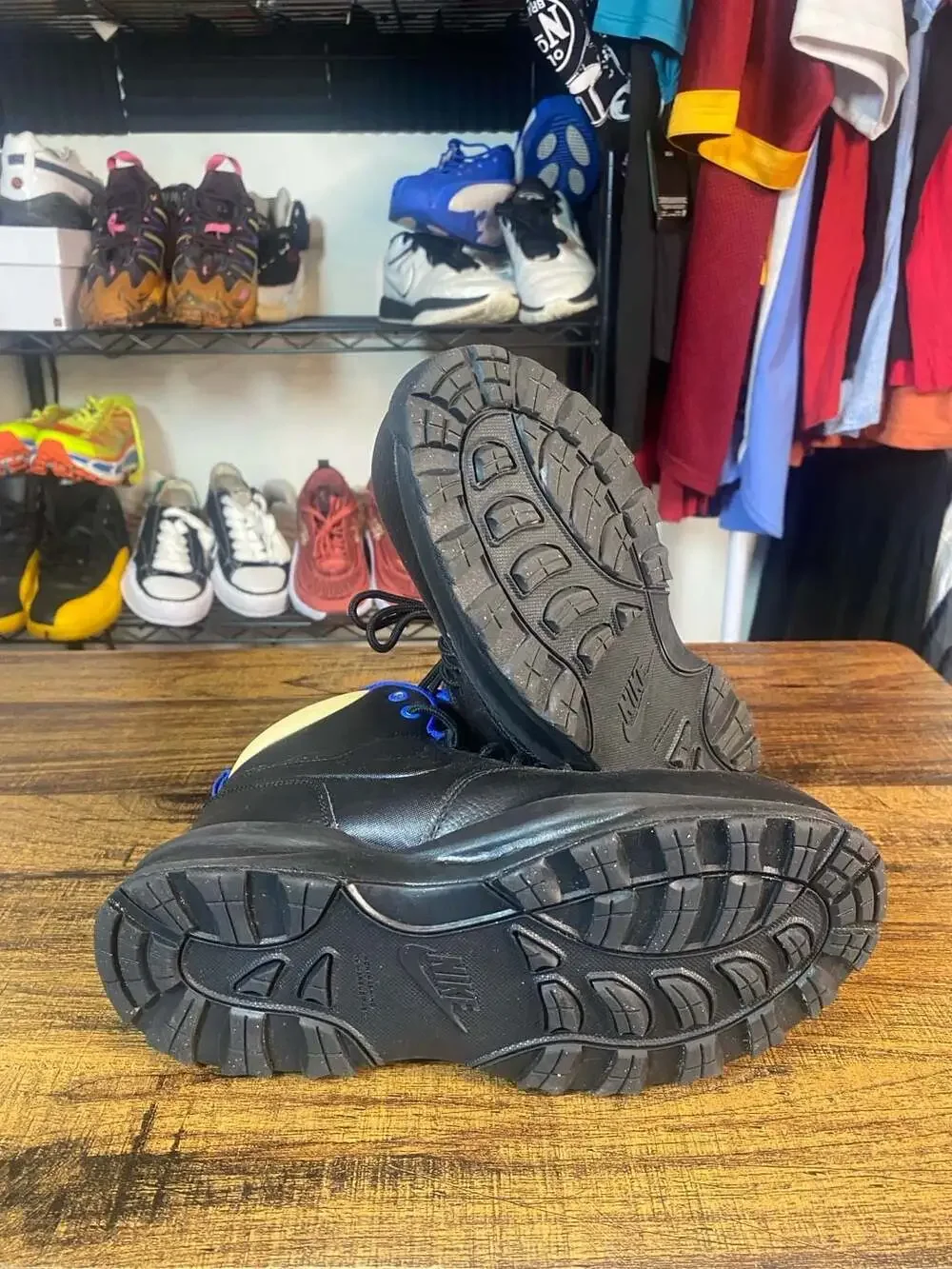 Nike manoa ltr