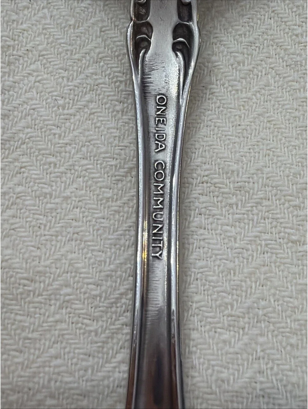 Oneida Community Michelangelo Silver plated  Tablespoons Set 6 Roses Cottage