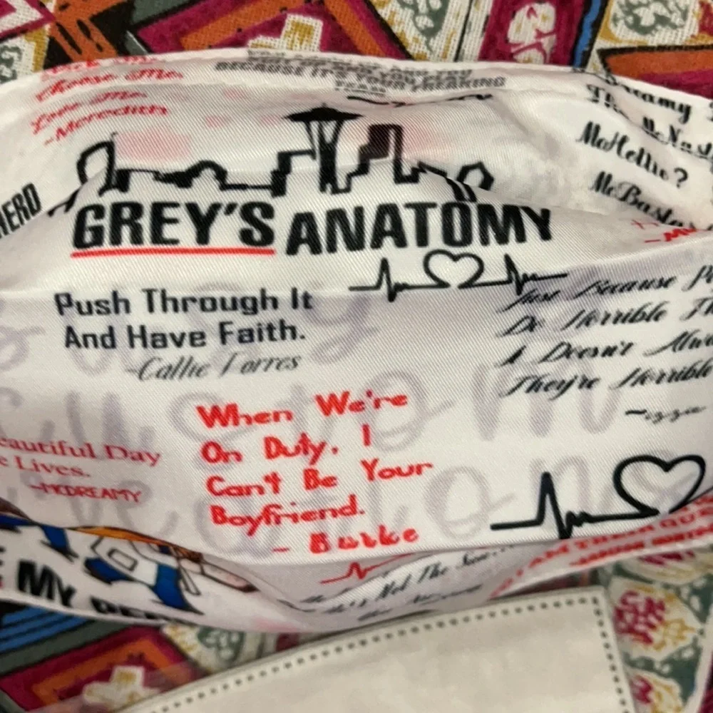 6/$20New Grey’s anatomy quote face mask