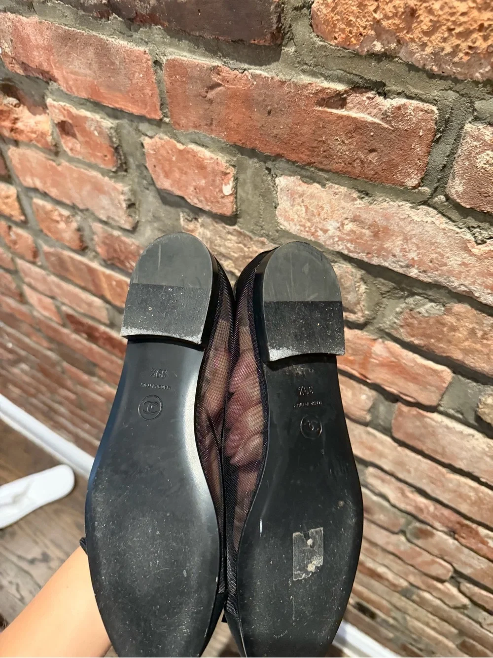 CHANEL authentic flats