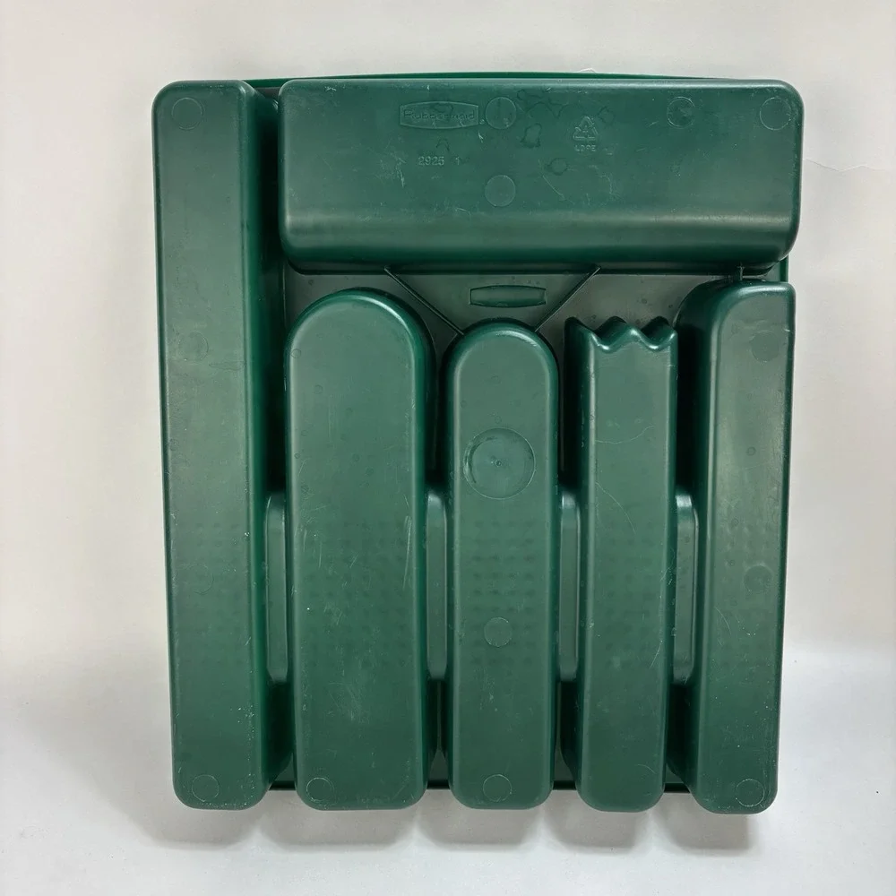 Rubbermaid vintage silverware