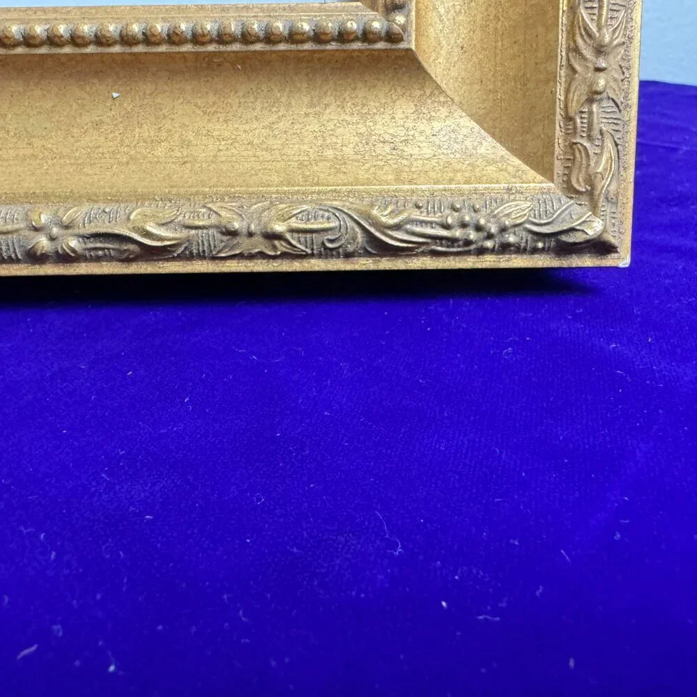 Vintage Victorian Style Gold Ornate Wooden Picture Frame 9