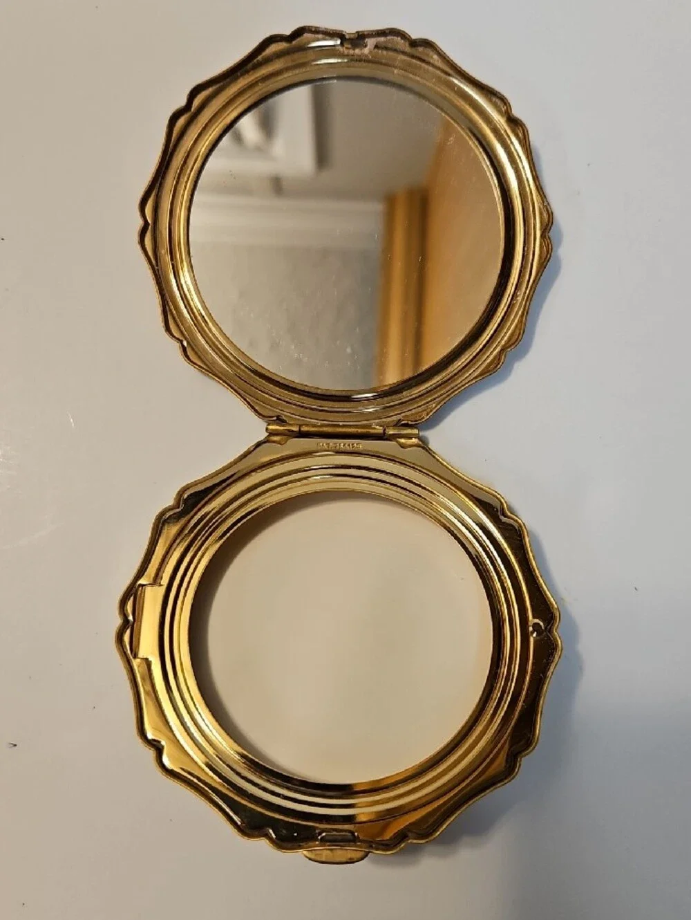 N/A enamel photos mark