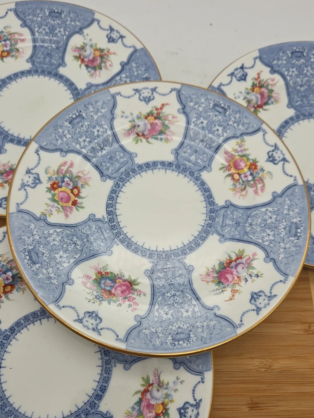 Set of 4 1920s Crown Staffordshire Bone China Gilt 8
