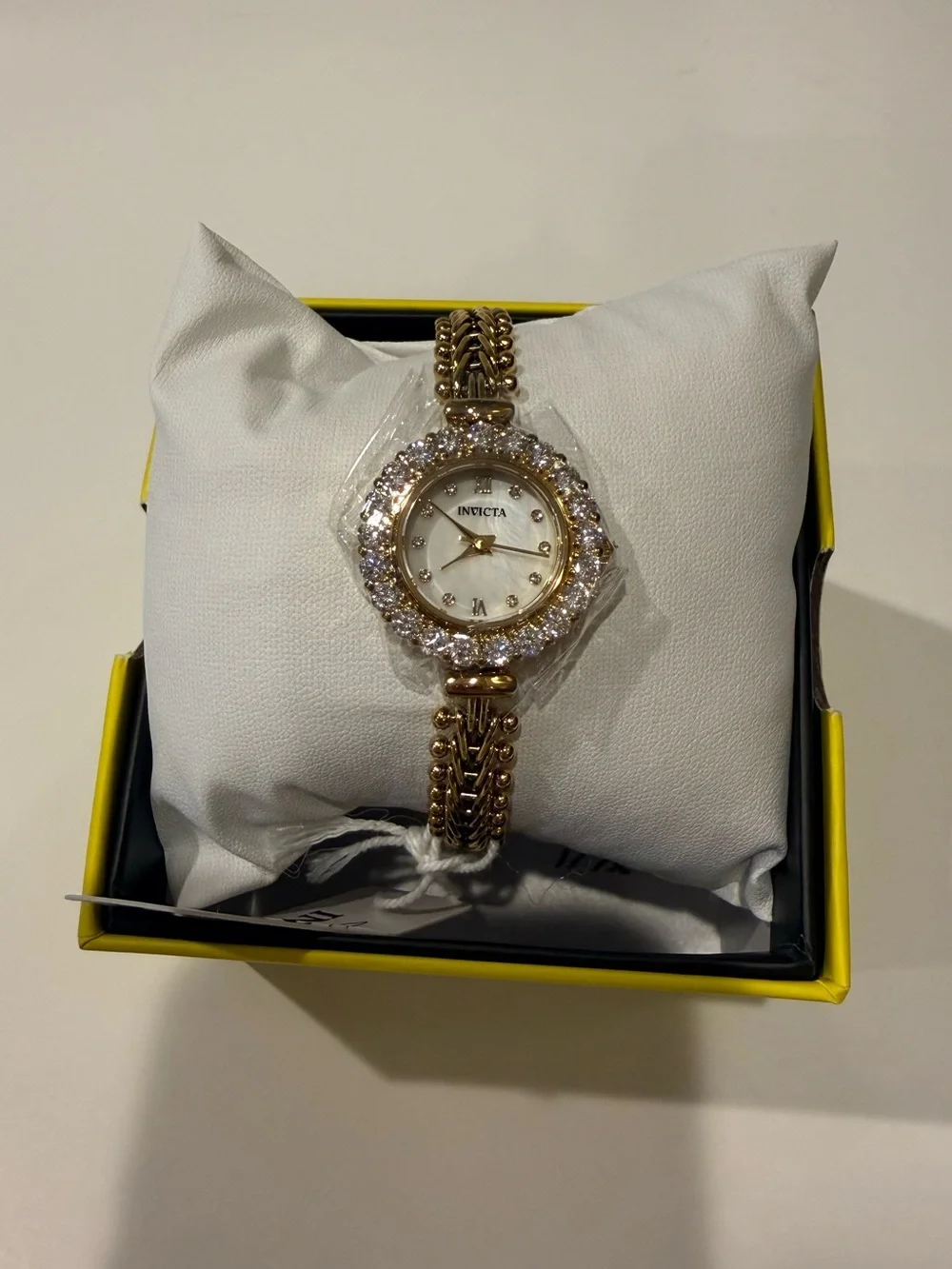 Invicta angel lady