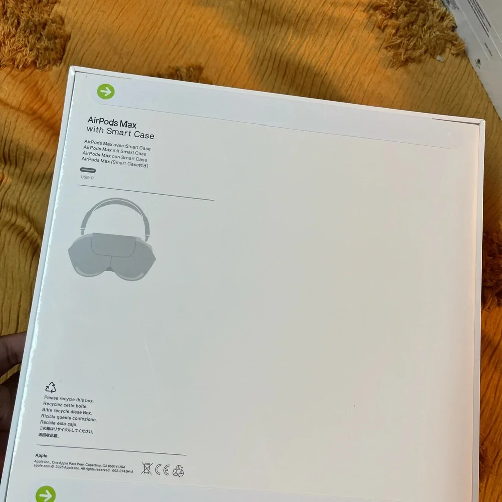 Apple premium sound