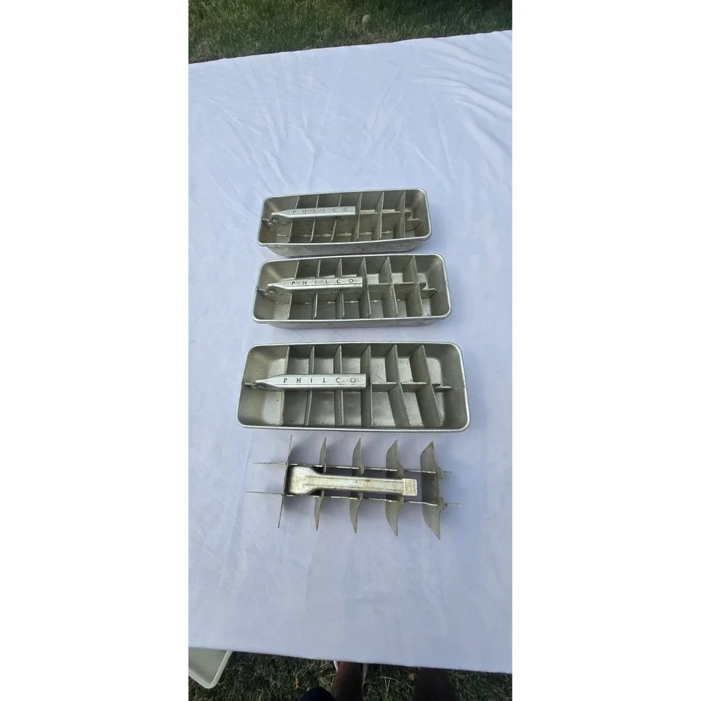 vintage Philco aluminum ice cube trays with lift handles Lot Of 3
