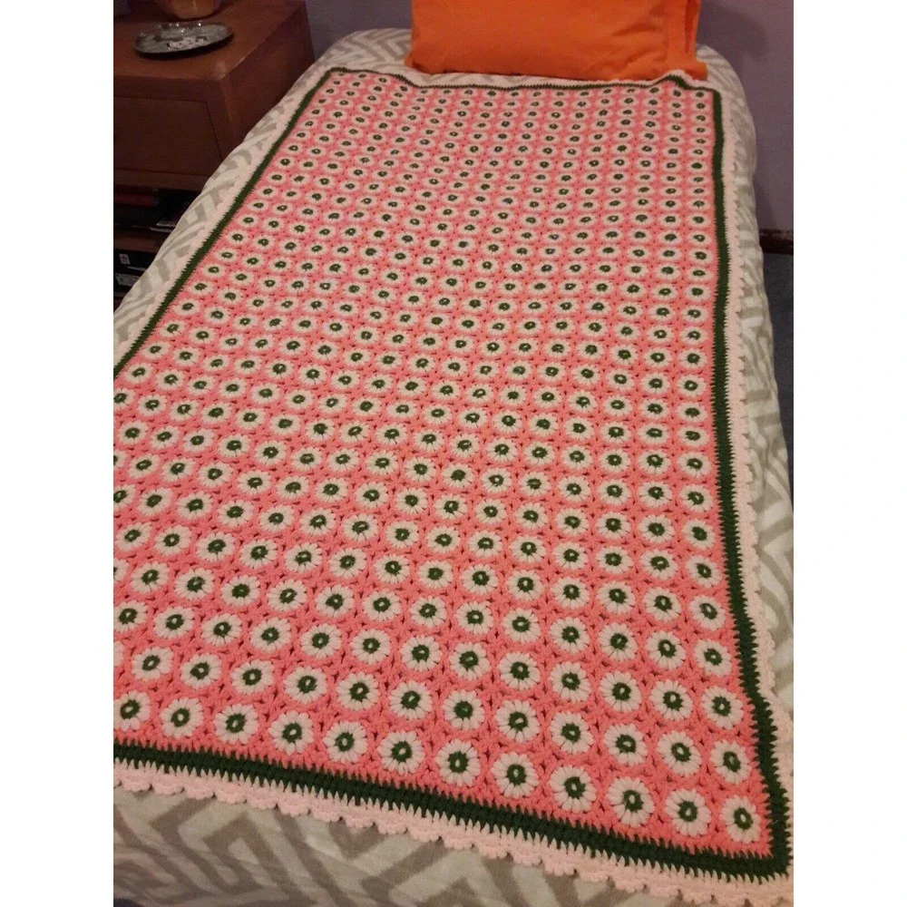 Vintage Crochet Pink Green Daisy Afghan Boho Blanket Lilly 70s Afghan