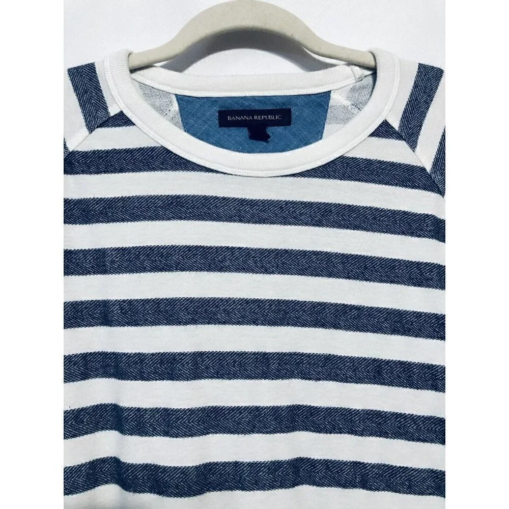 Banana Republic info brand